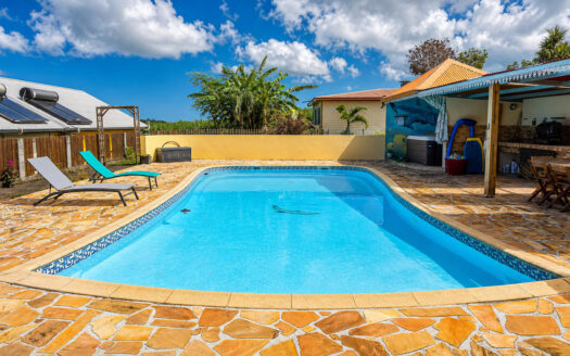 Villa F5 + Dépendance de 210 m²