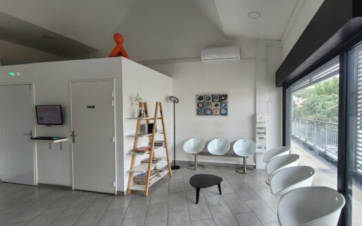 Local Commercial de 110 m²